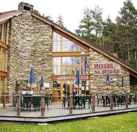 Hotel Na Jezere Horní Planá Екстериор снимка